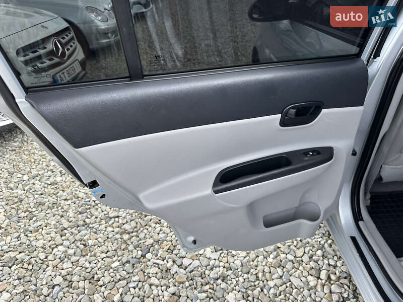 Хетчбек Hyundai Accent 2008 в Івано-Франківську