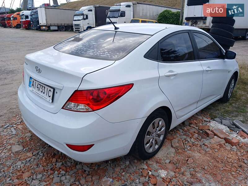 Седан Hyundai Accent 2017 в Киеве