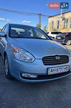 Хэтчбек Hyundai Accent 2010 в Виннице