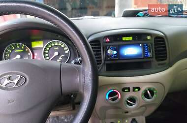 Седан Hyundai Accent 2008 в 
