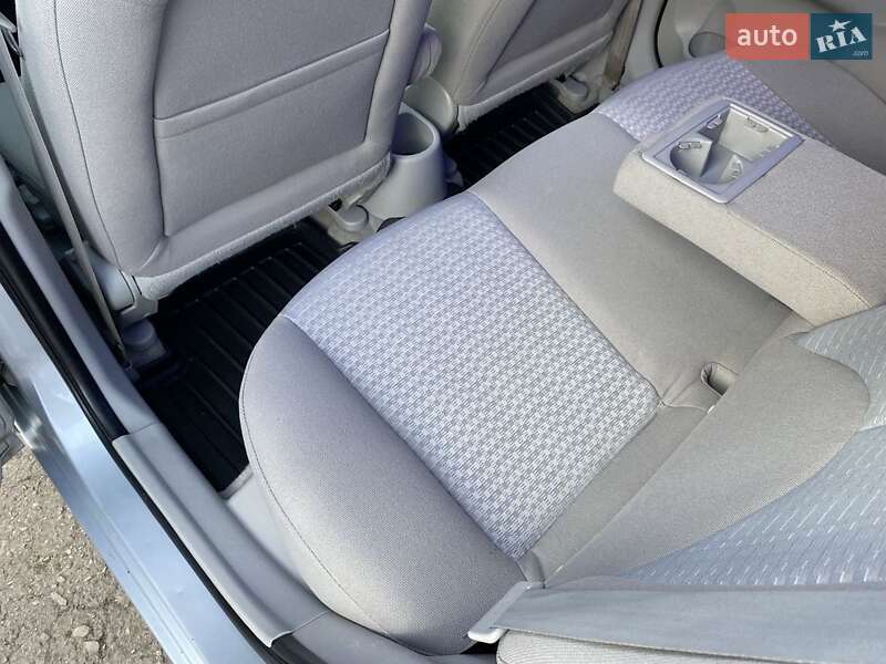 Седан Hyundai Accent 2008 в Путивле