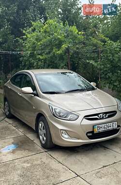 Седан Hyundai Accent 2012 в Одесі