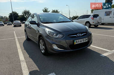 Седан Hyundai Accent 2011 в Києві
