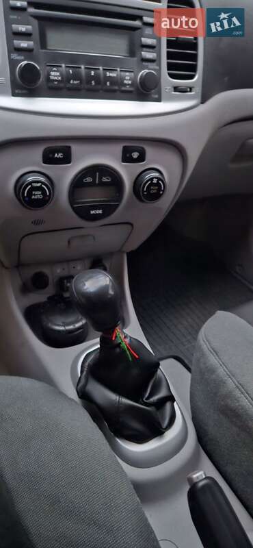 Седан Hyundai Accent 2008 в Николаеве