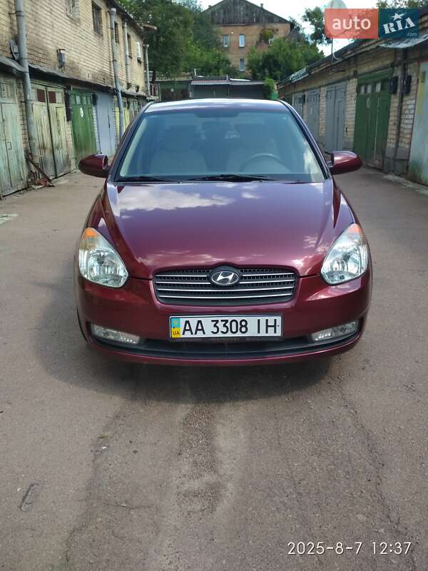 Hyundai Accent 2009