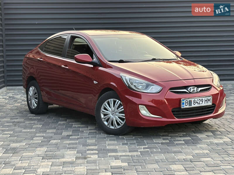 Hyundai Accent 2011