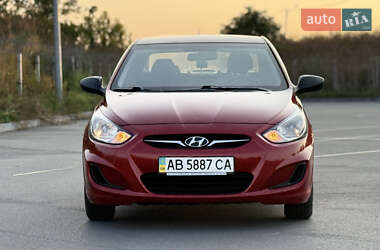 Седан Hyundai Accent 2013 в Виннице