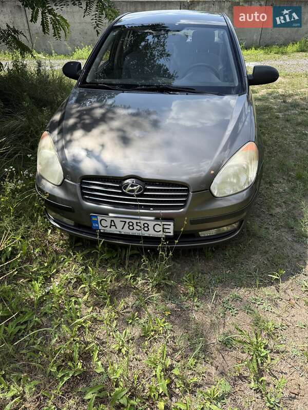 Hyundai Accent 2009