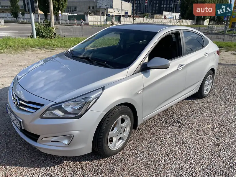 Hyundai Accent