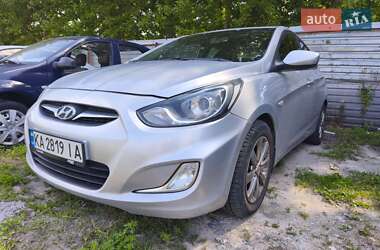 Седан Hyundai Accent 2011 в Києві
