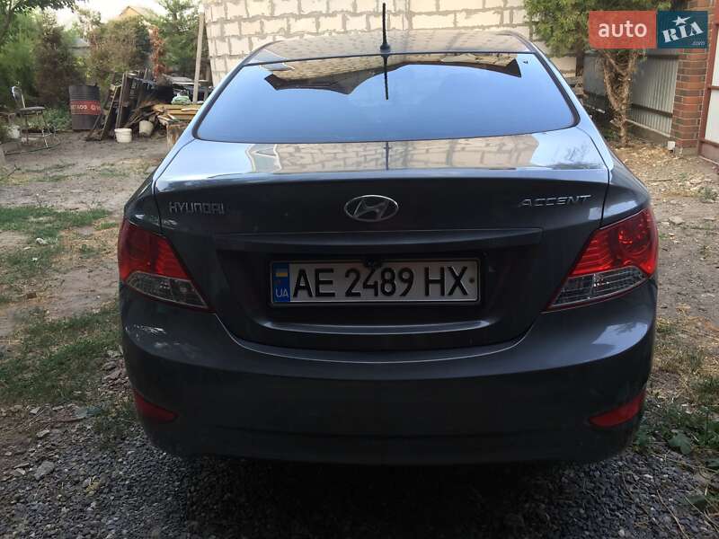 Седан Hyundai Accent 2014 в Кривому Розі