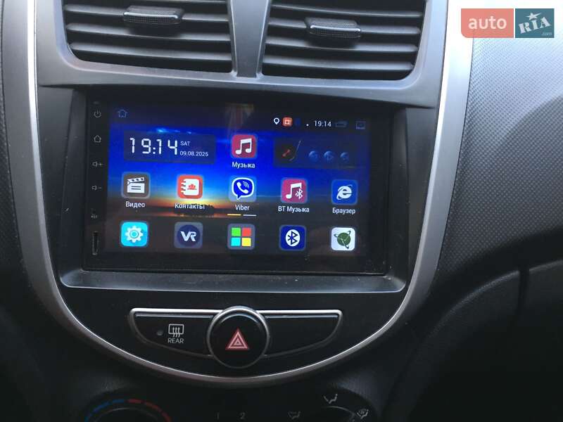 Седан Hyundai Accent 2014 в Кривому Розі