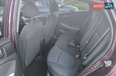 Седан Hyundai Accent 2011 в 