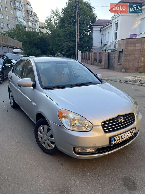 Hyundai Accent 2008
