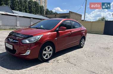 Седан Hyundai Accent 2012 в 