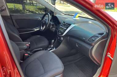 Седан Hyundai Accent 2012 в 