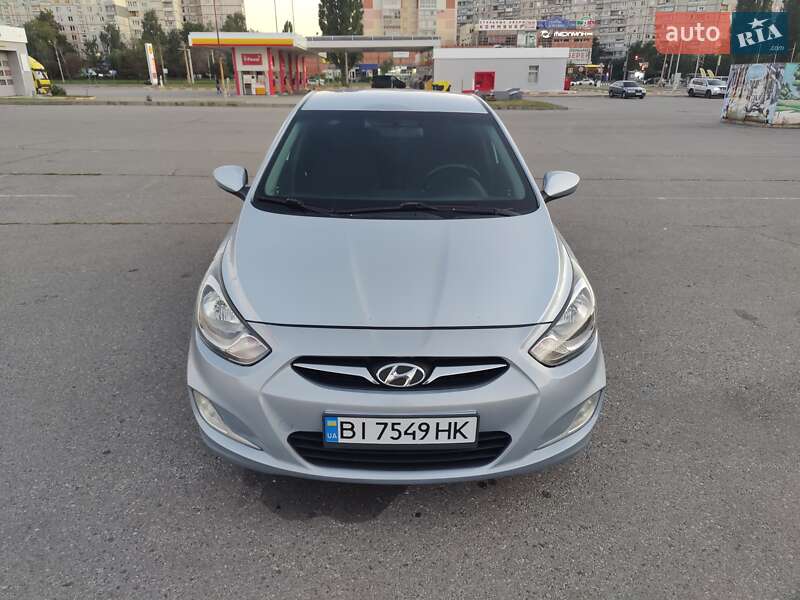 Седан Hyundai Accent 2011 в Харькове