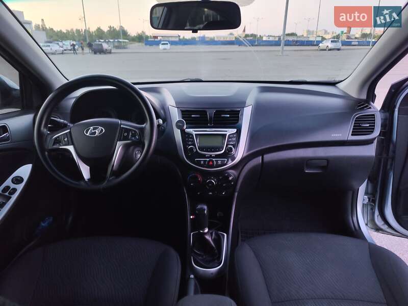 Седан Hyundai Accent 2011 в Харькове