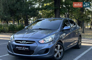Седан Hyundai Accent 2016 в Николаеве