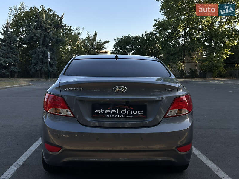 Седан Hyundai Accent 2016 в Миколаєві