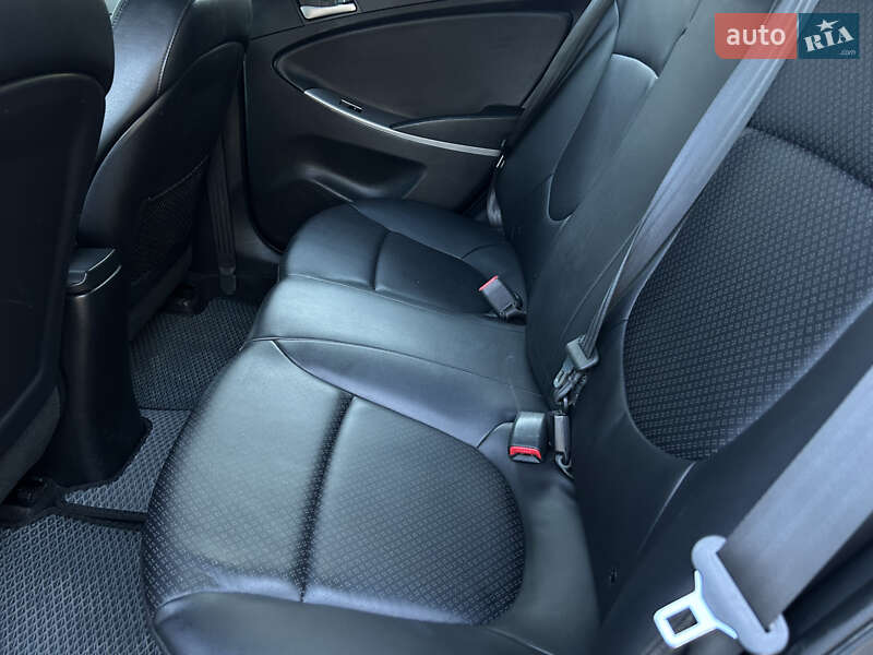 Седан Hyundai Accent 2016 в Миколаєві