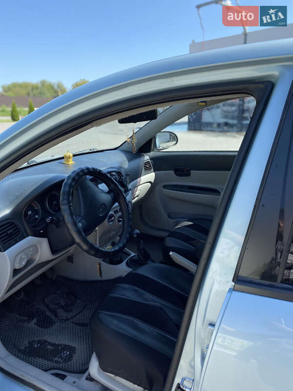 Седан Hyundai Accent 2008 в Кам'янець-Подільському