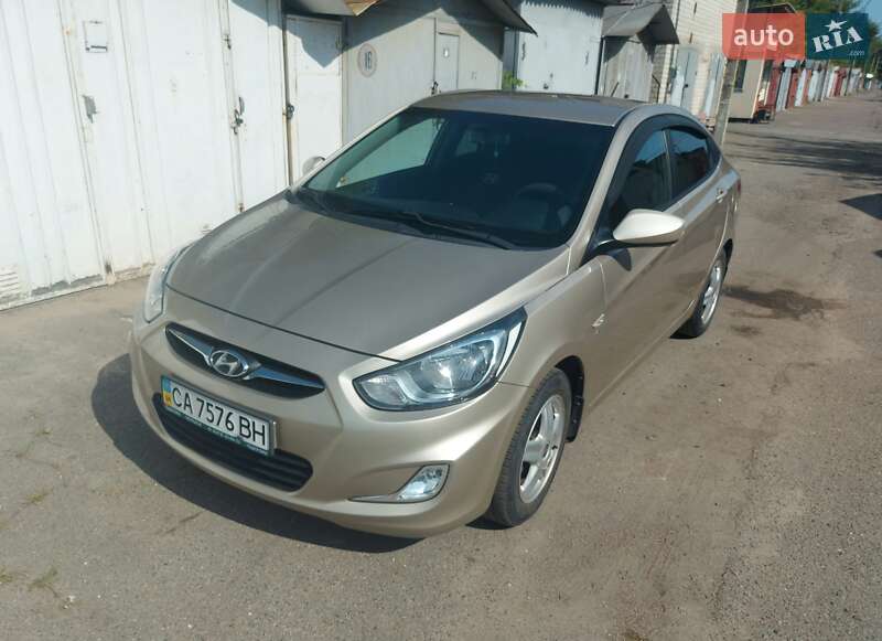 Седан Hyundai Accent 2012 в Черкассах фото 17 Седан Hyundai Accent 2012 в Черкассах