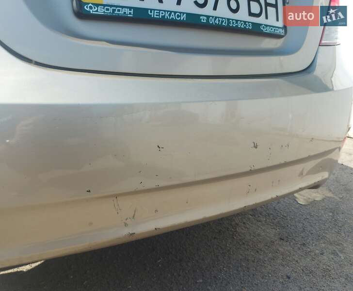 Седан Hyundai Accent 2012 в Черкассах фото 13 Седан Hyundai Accent 2012 в Черкассах