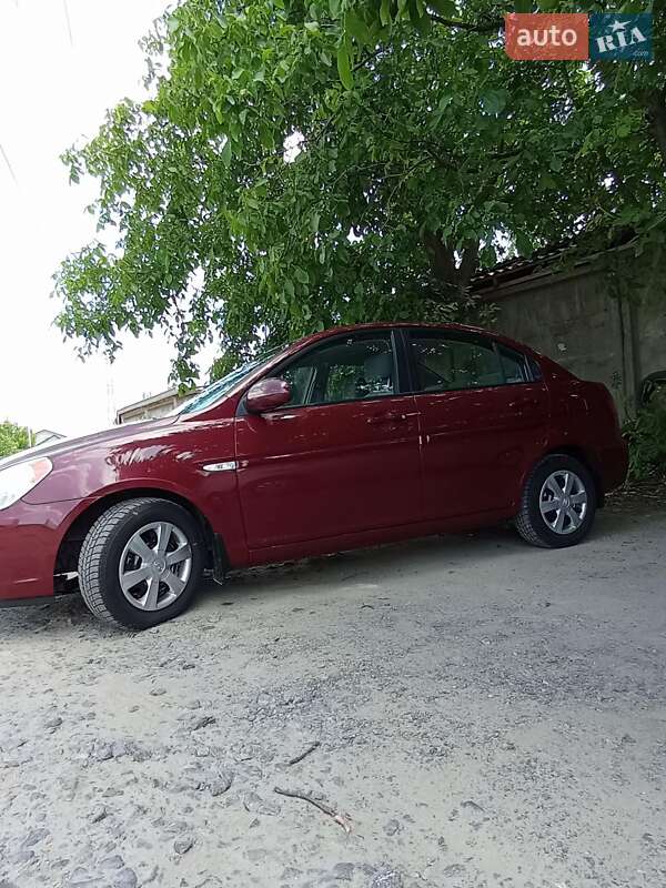 Седан Hyundai Accent 2007 в Виннице