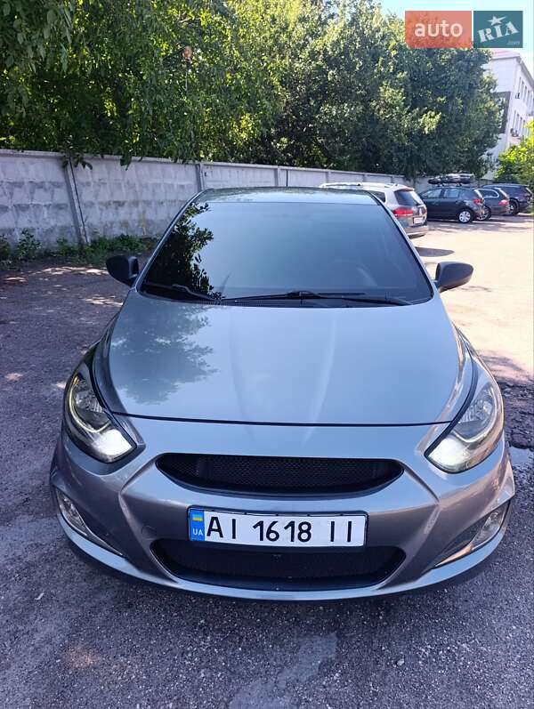 Хэтчбек Hyundai Accent 2014 в Борисполе