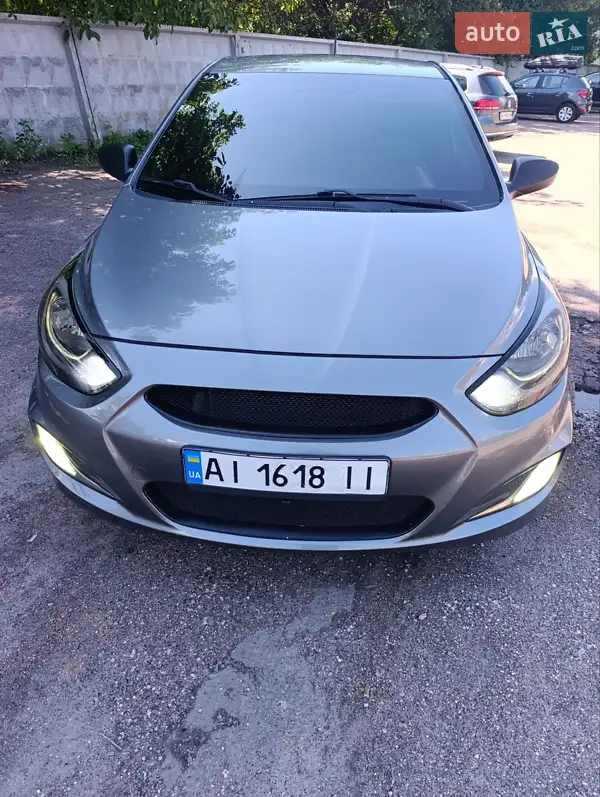 Hyundai Accent 2014