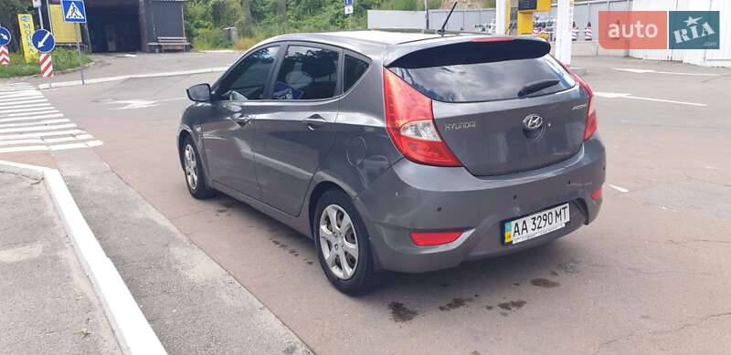 Хетчбек Hyundai Accent 2012 в Києві фото 7 Хетчбек Hyundai Accent 2012 в Києві