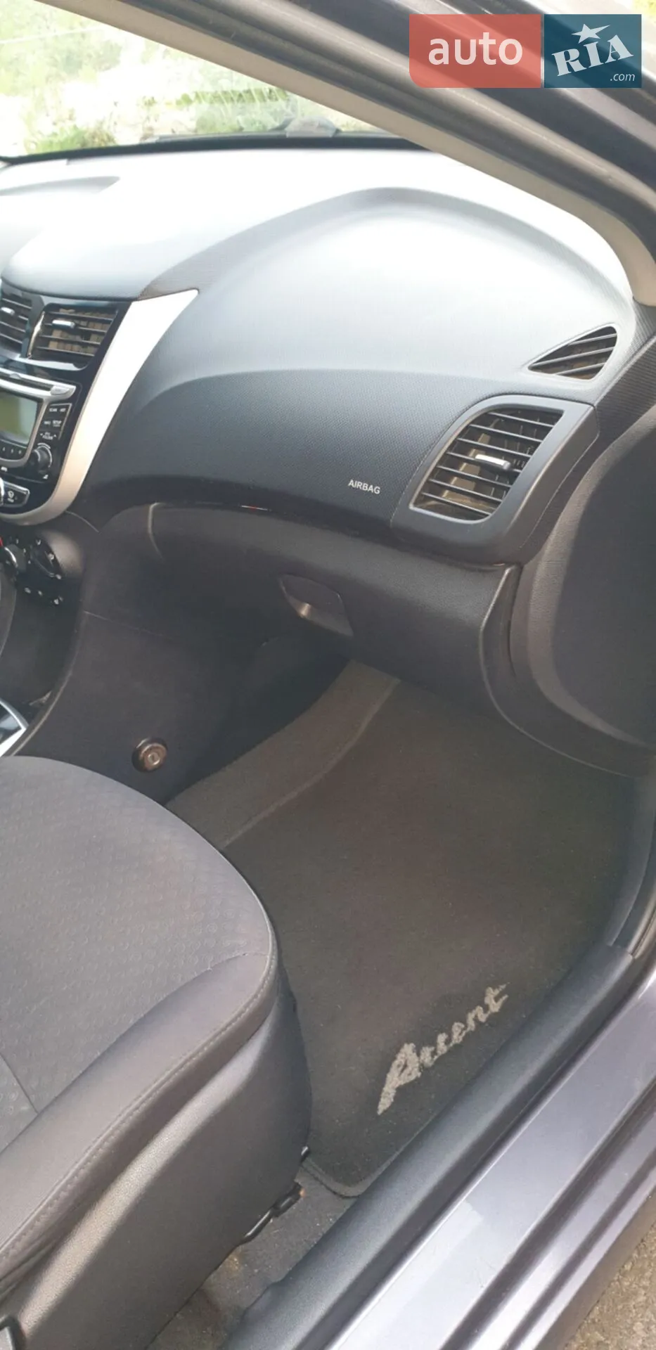 2012 Hyundai Accent - мініатюра 28