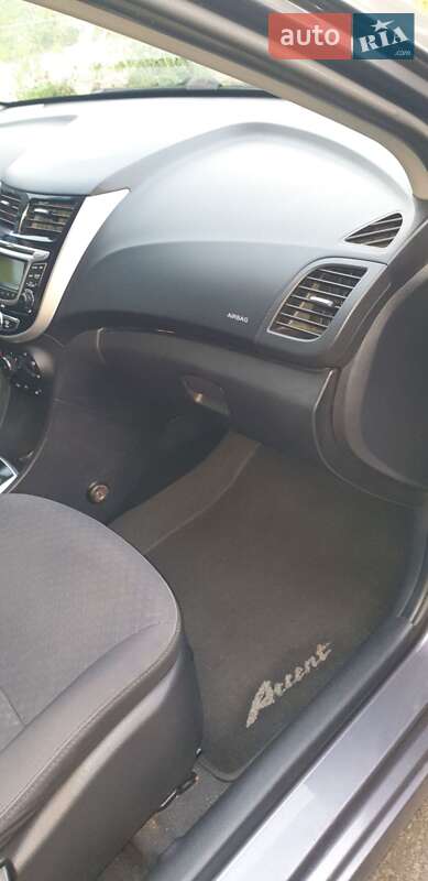 Хетчбек Hyundai Accent 2012 в Києві фото 28 Хетчбек Hyundai Accent 2012 в Києві