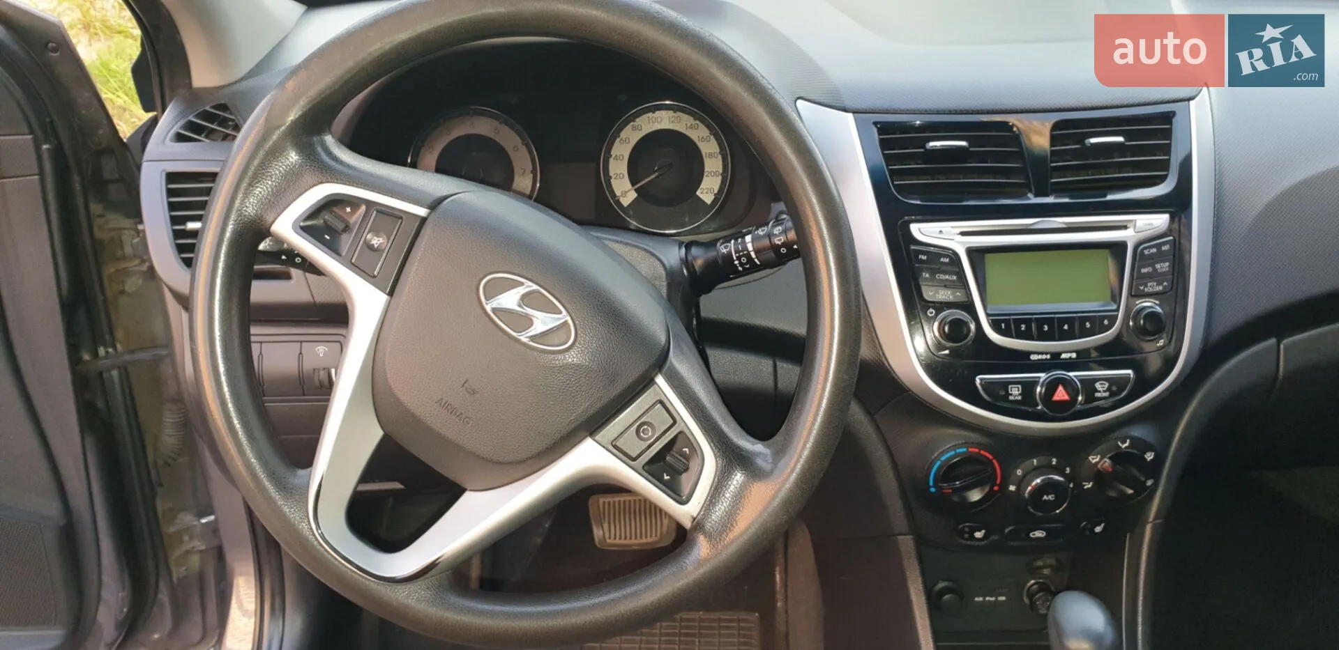 2012 Hyundai Accent - мініатюра 30