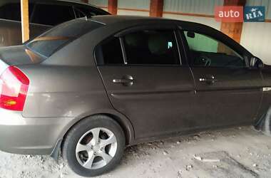 Седан Hyundai Accent 2008 в Днепре