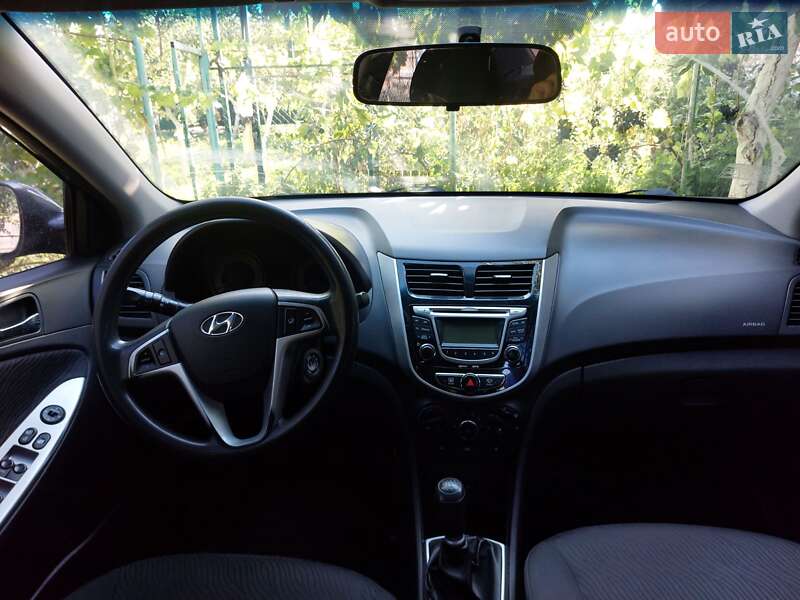 Седан Hyundai Accent 2011 в Корнине фото 4 Седан Hyundai Accent 2011 в Корнине