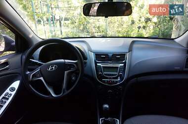 Седан Hyundai Accent 2011 в 