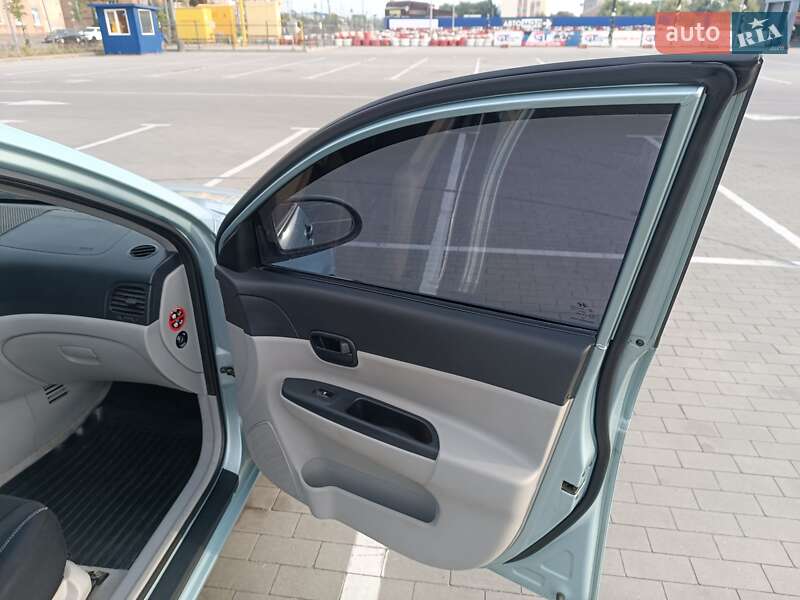 Седан Hyundai Accent 2008 в Виннице