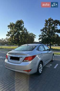 Седан Hyundai Accent 2016 в 