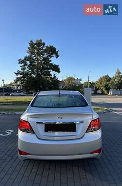 Седан Hyundai Accent 2016 в 