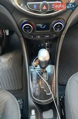 Седан Hyundai Accent 2016 в 