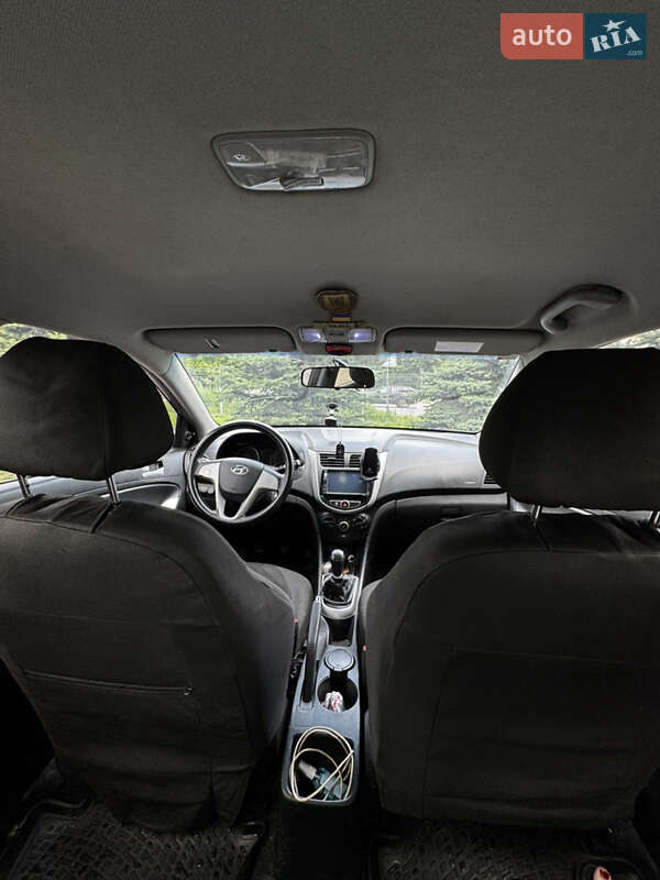 Седан Hyundai Accent 2012 в Львові фото 13 Седан Hyundai Accent 2012 в Львові