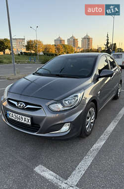 Седан Hyundai Accent 2012 в Києві