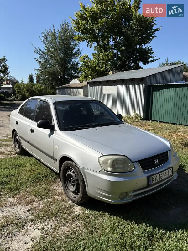 Hyundai Accent 2004