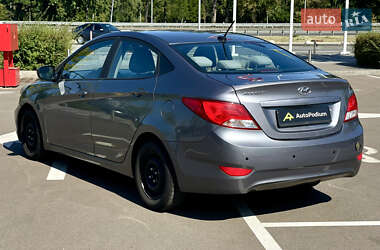 Седан Hyundai Accent 2016 в 