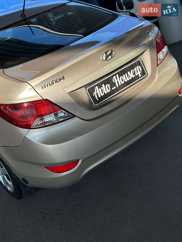 Седан Hyundai Accent 2012 в Запоріжжі