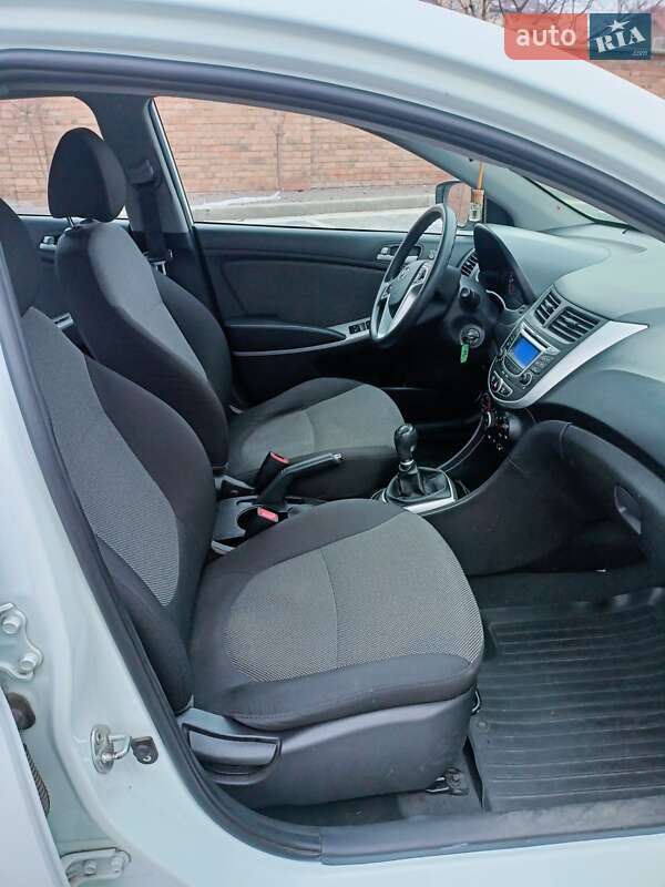 Седан Hyundai Accent 2013 в Луцьку