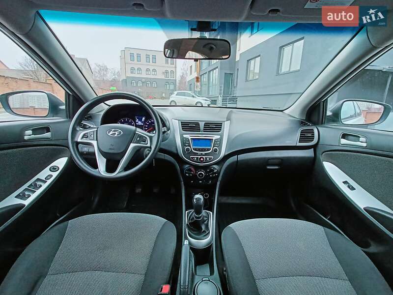 Седан Hyundai Accent 2013 в Луцьку