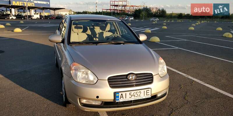Седан Hyundai Accent 2010 в 
